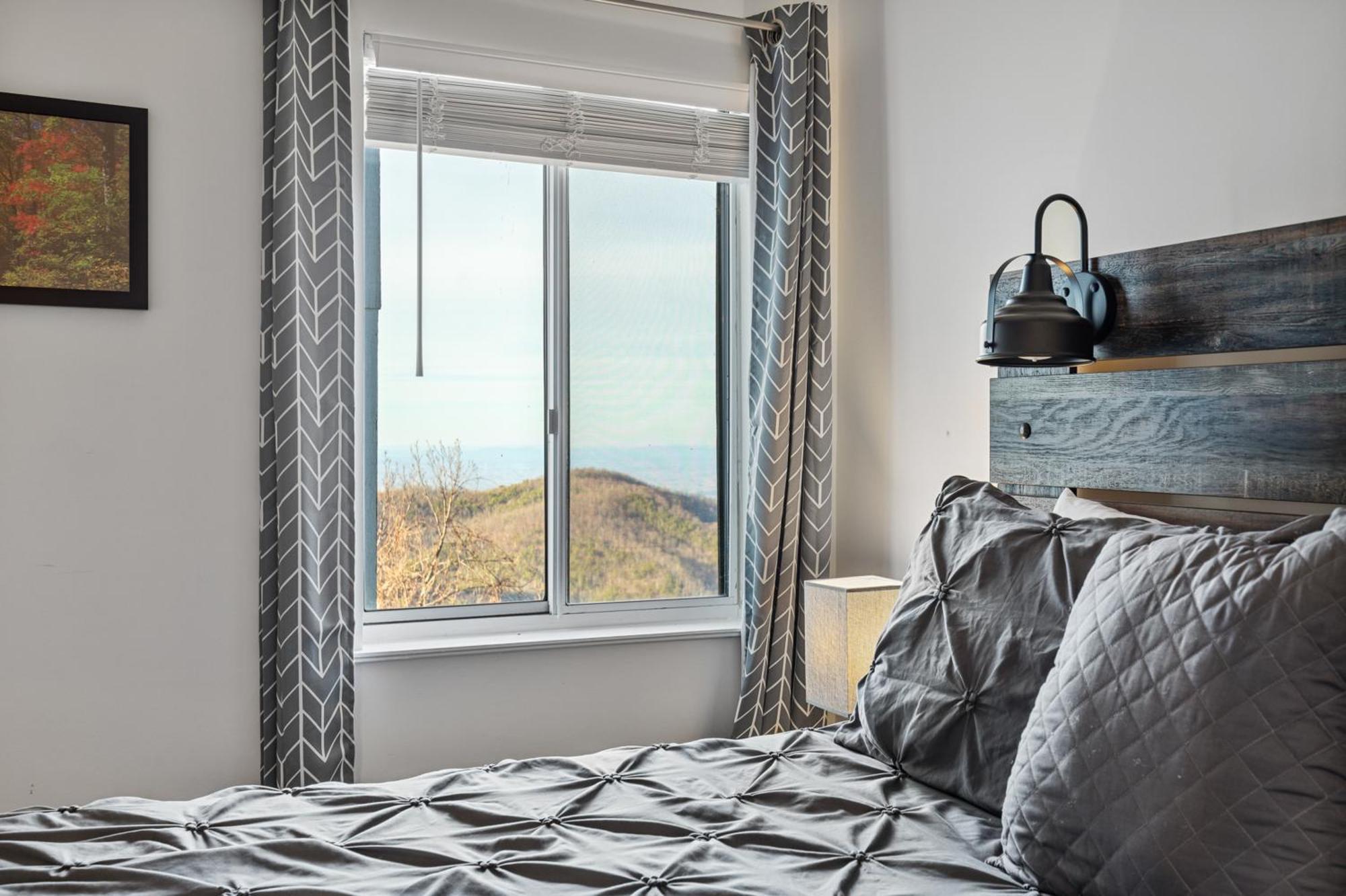 Appartement Gatlinburg Summit Smoky Mountains View Extérieur photo